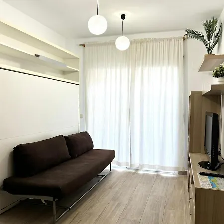 Flores - Familias - Parejas - Parking - Piscina Apartment